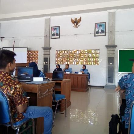 Dinkominfo Bojonegoro Latih Operator Webdes se Kecamatan Sumberrejo