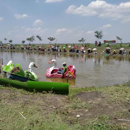 Mancing Mania di Embung Wahana Tjok Brosot Meriah